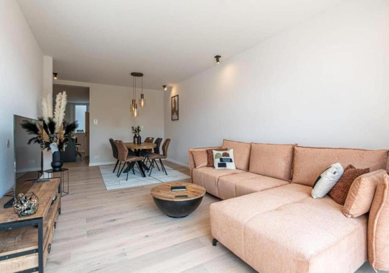 Renovated Art Deco Apartment With Vintage Elements Oostende Exterior foto